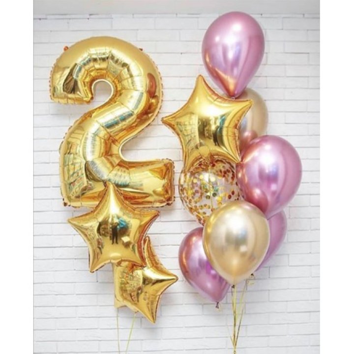 Цифра с фонтанами шаров S в Краснодаре