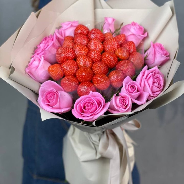 Клубника & розы в Краснодаре