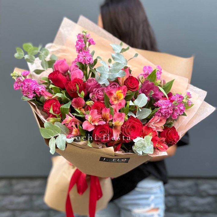 Дизайнерский букет №3 в Краснодаре