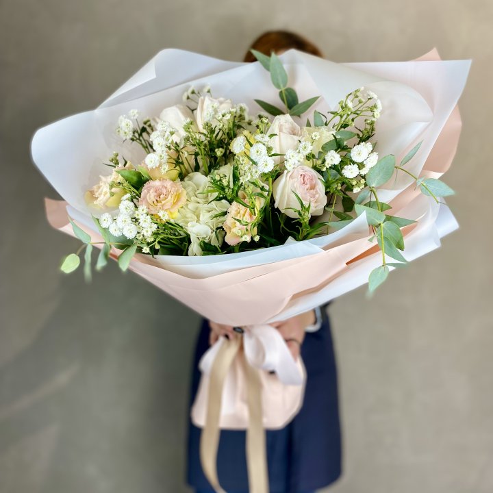 Дизайнерский букет Elly в Краснодаре