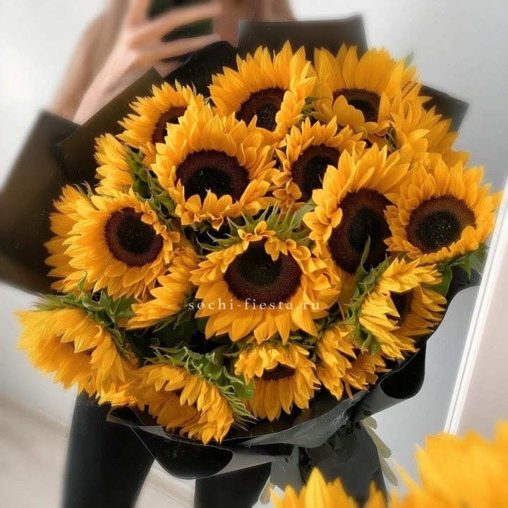 Букет подсолнухов "Гига" в Краснодаре