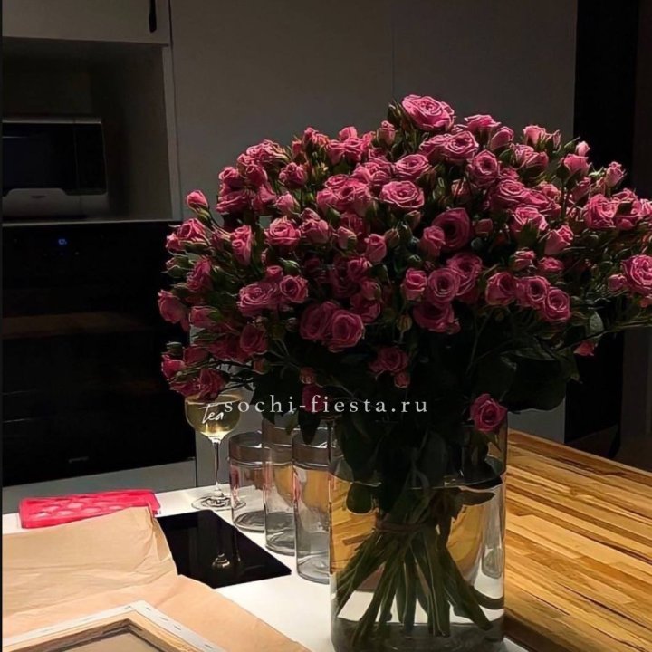 Цветочная подписка Пакет L в Краснодаре