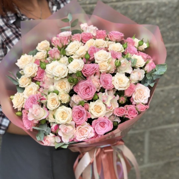 21 кустовая роза в Краснодаре