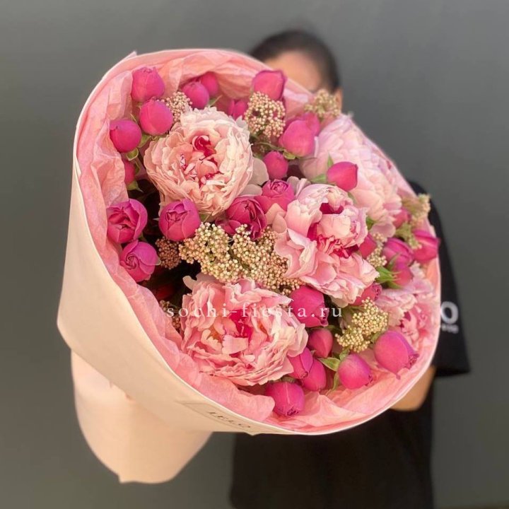  Букет с пионами "Preference" в Краснодаре