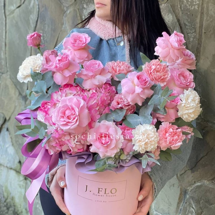 Цветочный бокс Esmiralda в Краснодаре