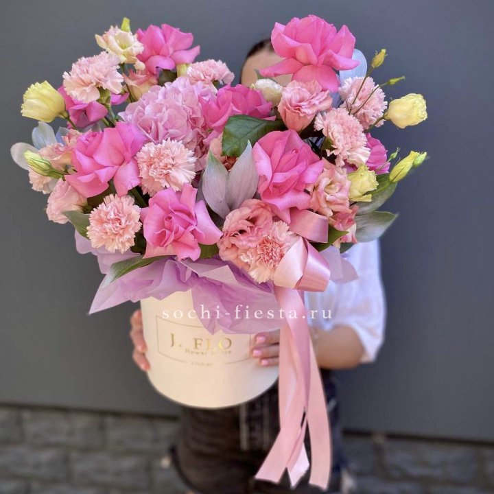 Цветочный бокс Salma в Краснодаре