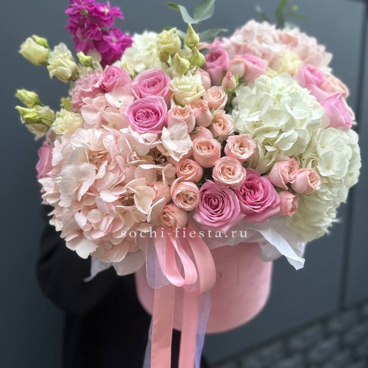 Цветочный бокс MAXI №2 в Краснодаре