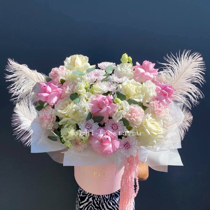 Дизайнерский бокс "Lovely New"  в Краснодаре