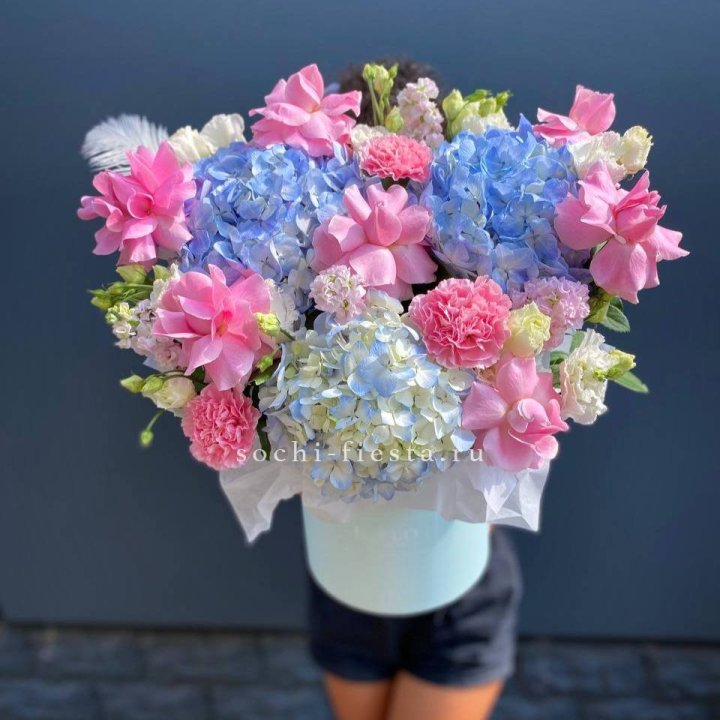 Коробка с цветами "Lemia" в Краснодаре