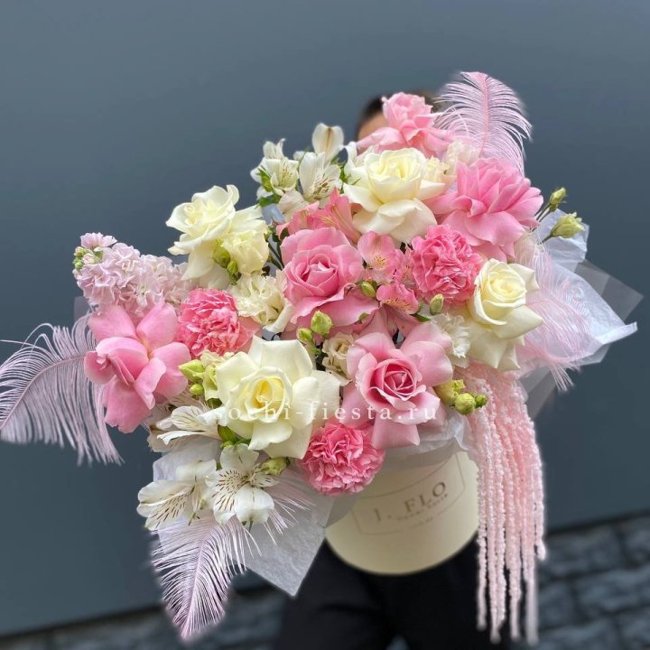 Дизайнерский бокс "Lovely" в Краснодаре