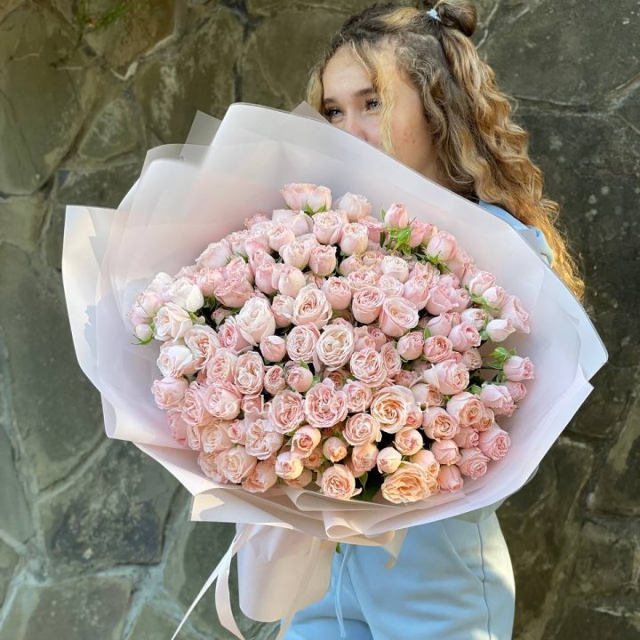 45 роза бомбастик Creams в Краснодаре