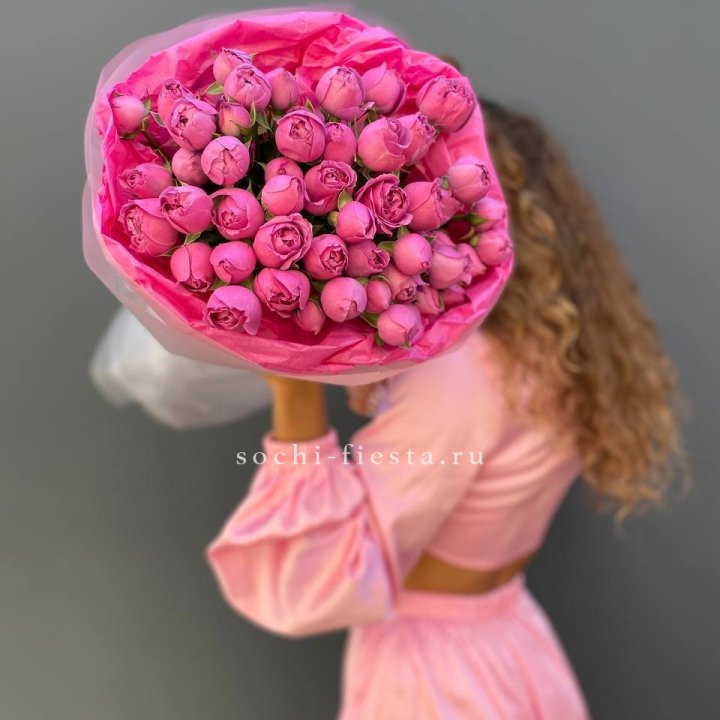 Букет из пионовидных роз Cute в Краснодаре