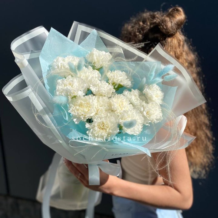 Воздушный букет диантусами  в Краснодаре