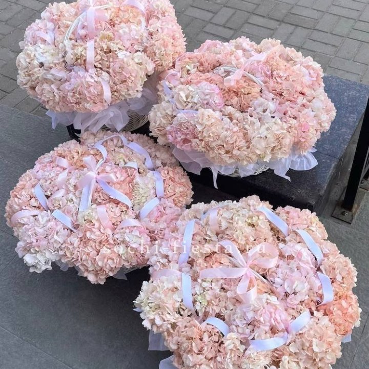 4 корзины из 15 гортензий в Краснодаре