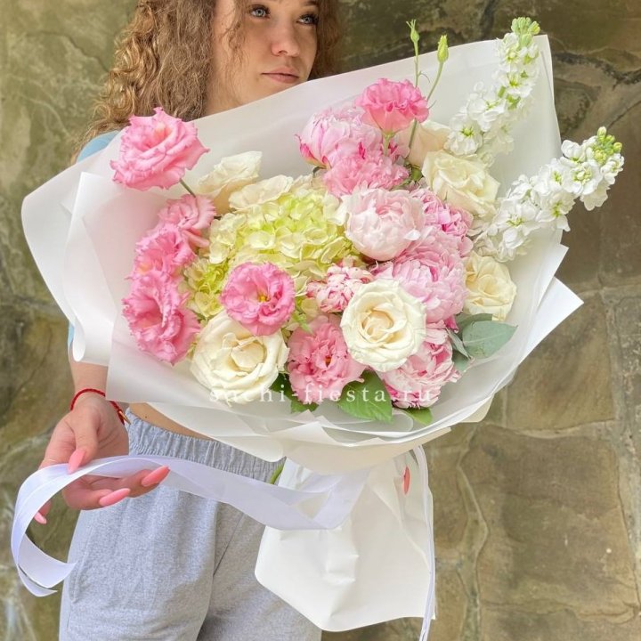 Букет с пионами №3 в Краснодаре