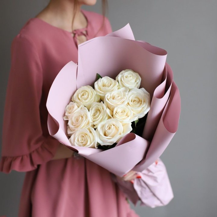 11 белых роз в Краснодаре