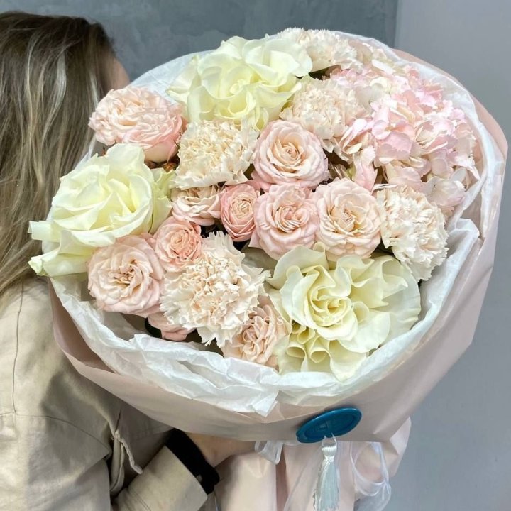 Дизайнерский букет Gentle в Краснодаре