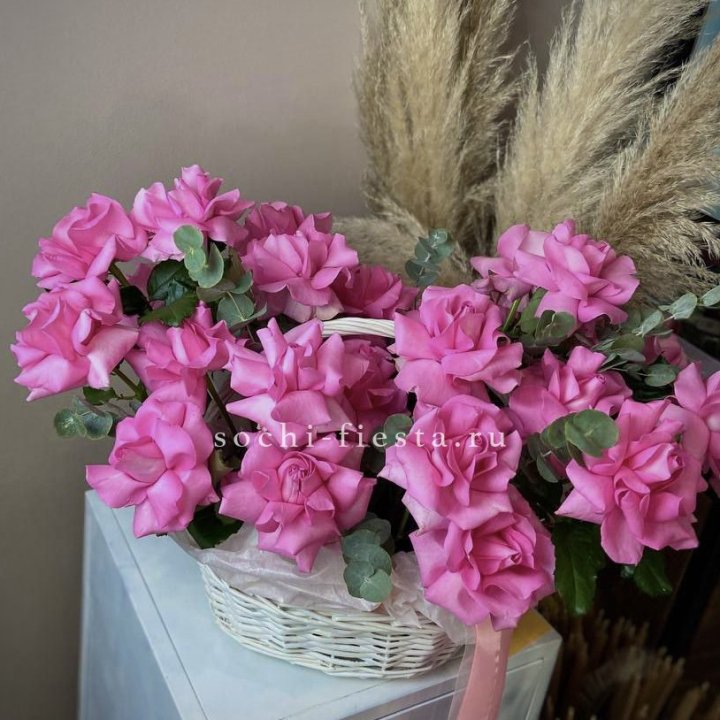 25 роз в Цветочной корзине Pink Sugar  в Краснодаре