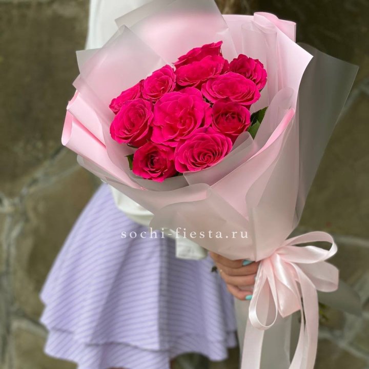 Букет алых роз в Краснодаре