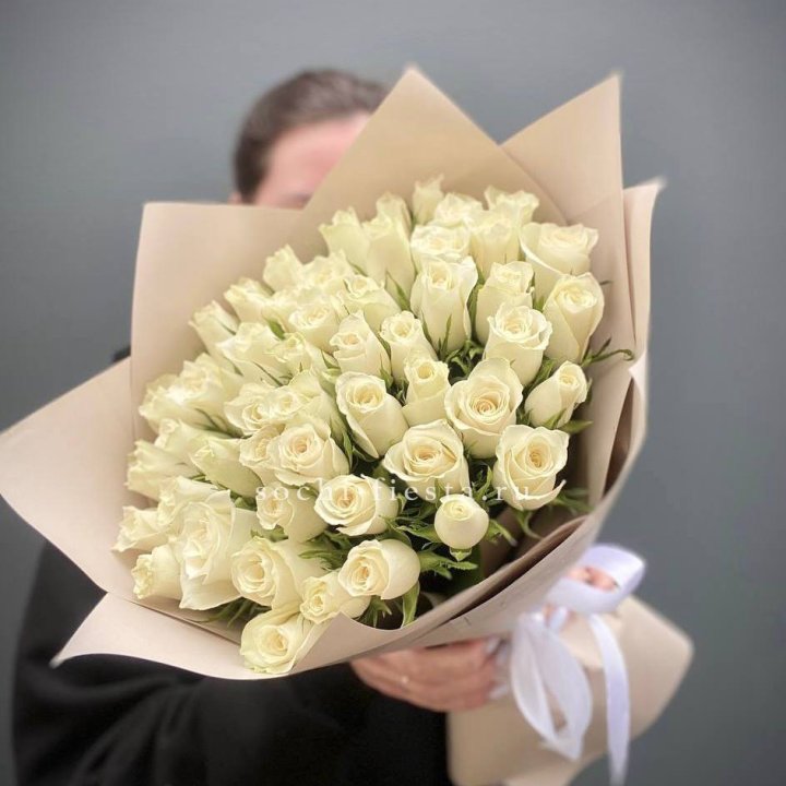 51 белая кенийская роза  в Краснодаре