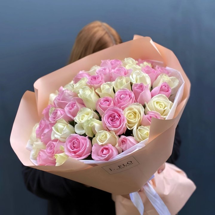 55 роз Микс нежности в Краснодаре