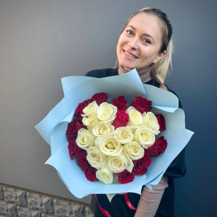 27 роз "Сердце" в Краснодаре