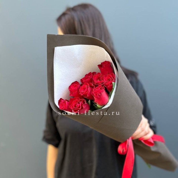 9 красных роз в фоамиране в Краснодаре