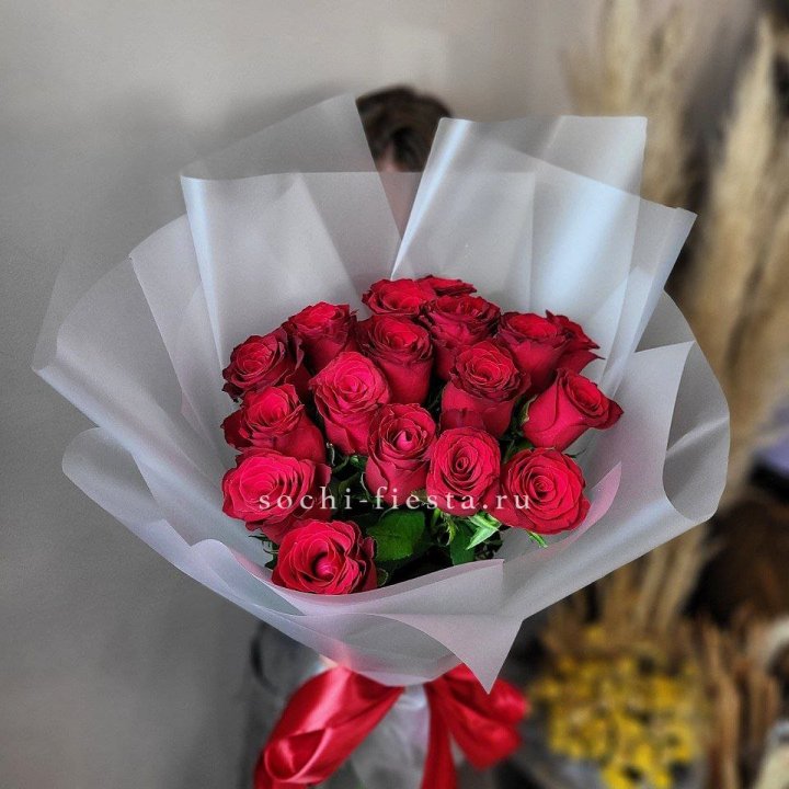 17 красных роз "Нет времени ждать" в Краснодаре