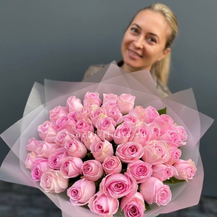 51 розовая роза в Краснодаре