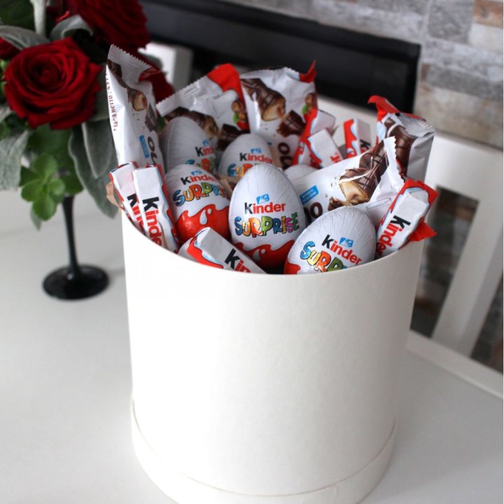 Коробка с киндерами Circle в Краснодаре