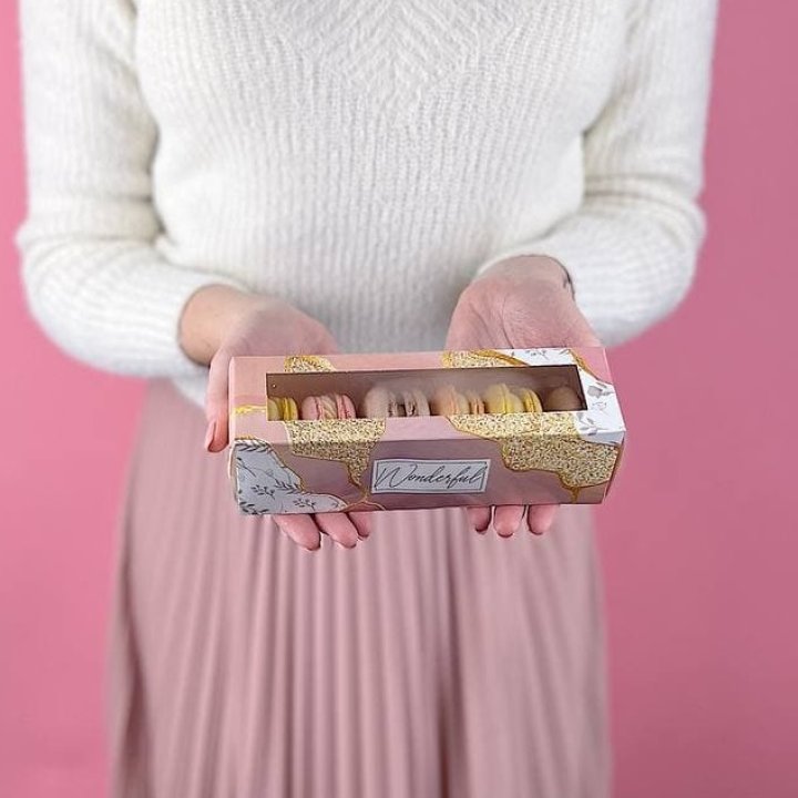 Коробка макаронс L в Краснодаре