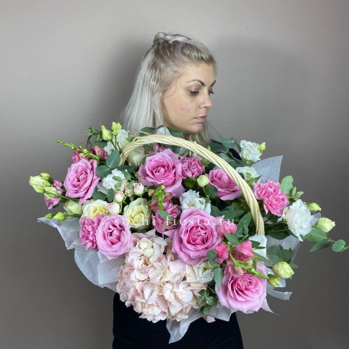 Цветочная корзина № 5 в Краснодаре